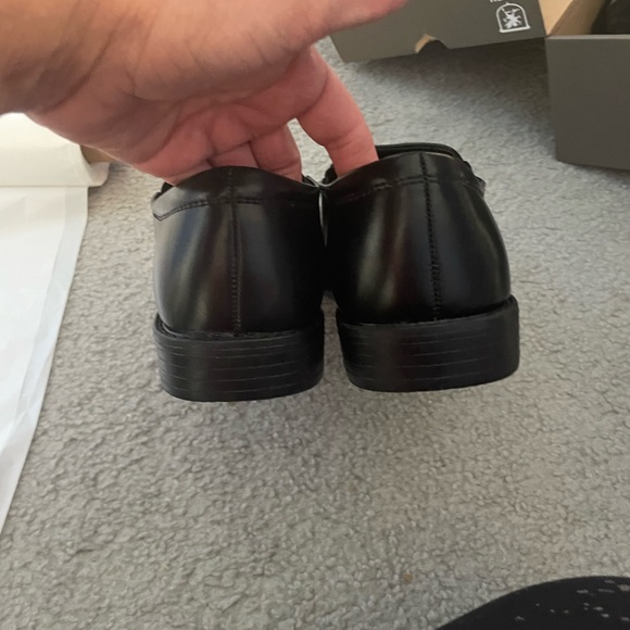 Brand new boys dress shoes. Never worn!!! - Picture 3 of 4